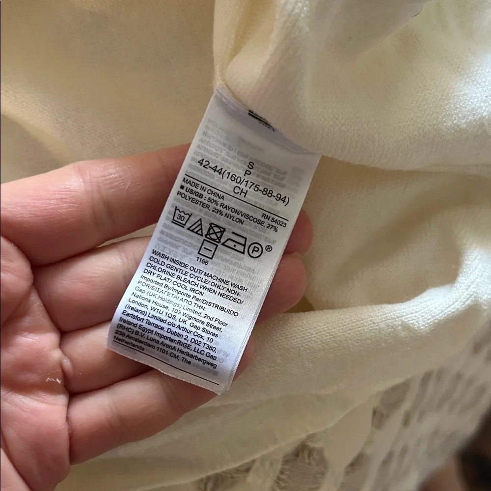 Banana Republic Cream Track Suit - Picture 4 of 10